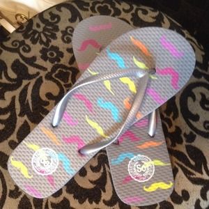 Mustache Flippies!! Grey with bright colored stash