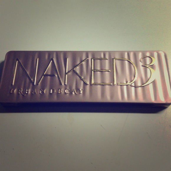 Urban decay naked 3