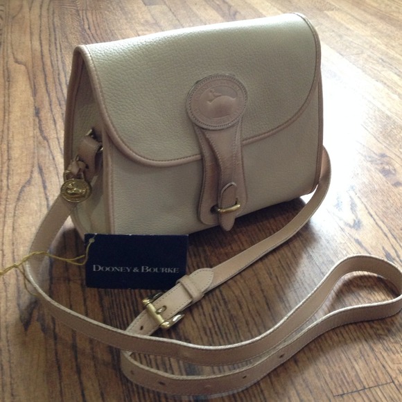 100% Authentic Vintage Dooney & Bourke purse