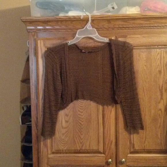 Brown shrug