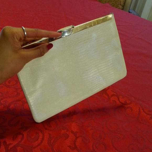 Purse - Picture 3 of 3