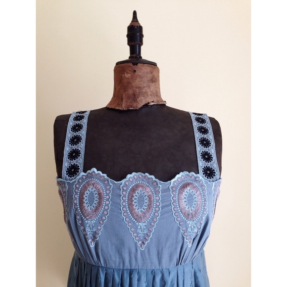 ♥️SOLD BCBG Runway dress - Picture 3 of 3