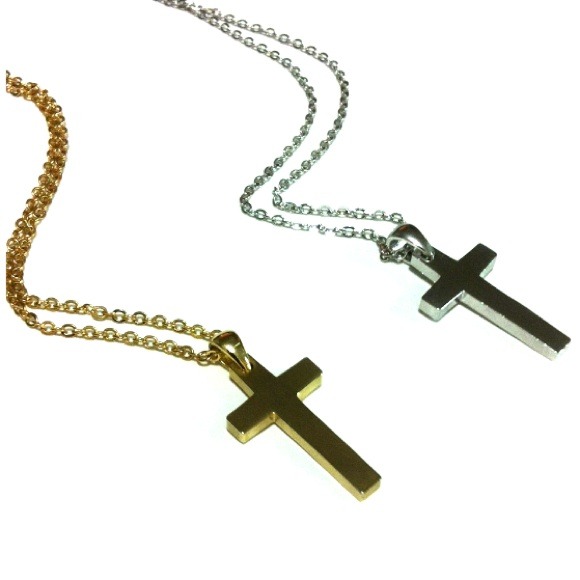 NEW Cross Necklace - Picture 3 of 3