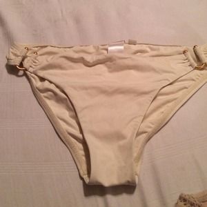 Cream u-hook bikini bottom