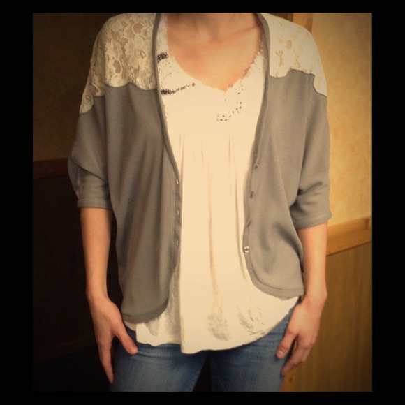 Bundle! Embellished top w/ gray lace cardigan Mint