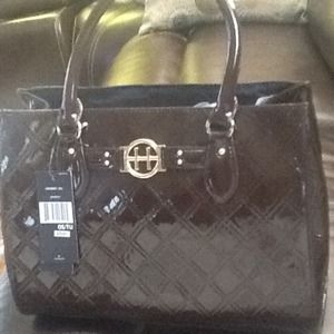 NWT*** Tommy Hilfiger brown leather purse