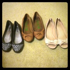 BUNDLE!! 3 flats