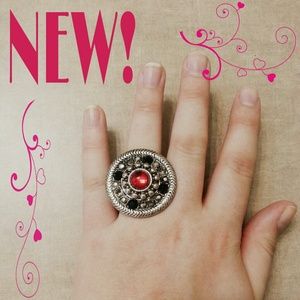 Silver toned ring
