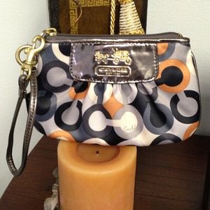 Coach Small Signature Style Wristlet