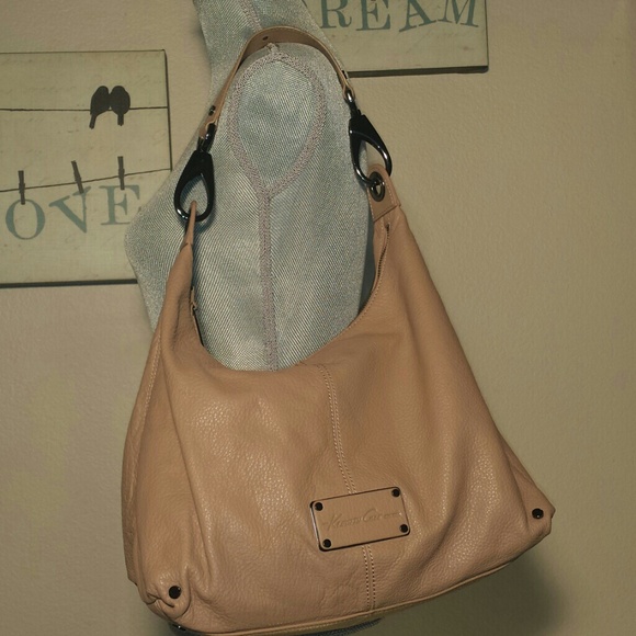 NEW (NWOT) KENNETH COLE NY GENUINE LEATHER PURSE
