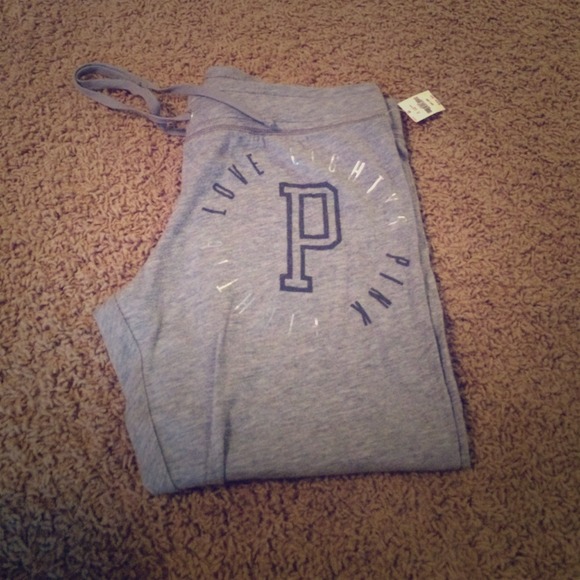 Victoria's Secret comfy capri pant