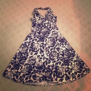 A line halter top dress black and white floral