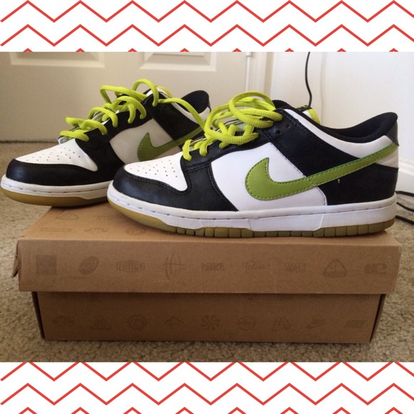 Nike Shoes - Nike Glow in the Dark Low