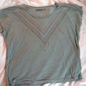 loose fit grey/blue shirt
