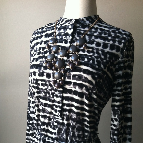 NWOT CALVIN KLEIN ANIMAL PRINT DRESS - Picture 4 of 4