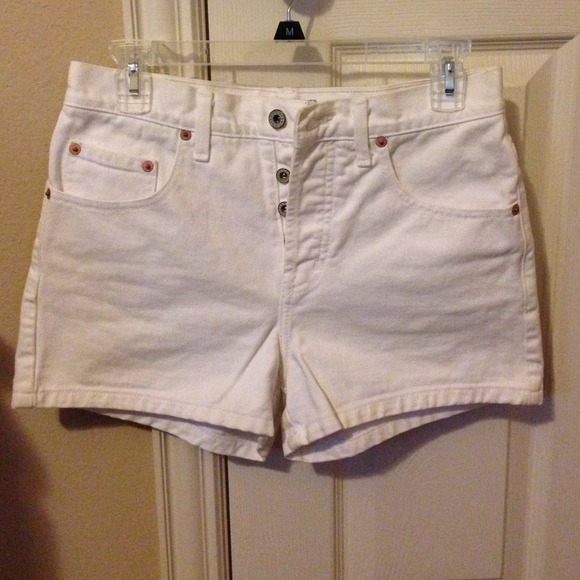 White denim jean Guess shorts. High waisted.