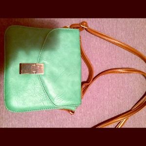 Green and Tan Crossbody!