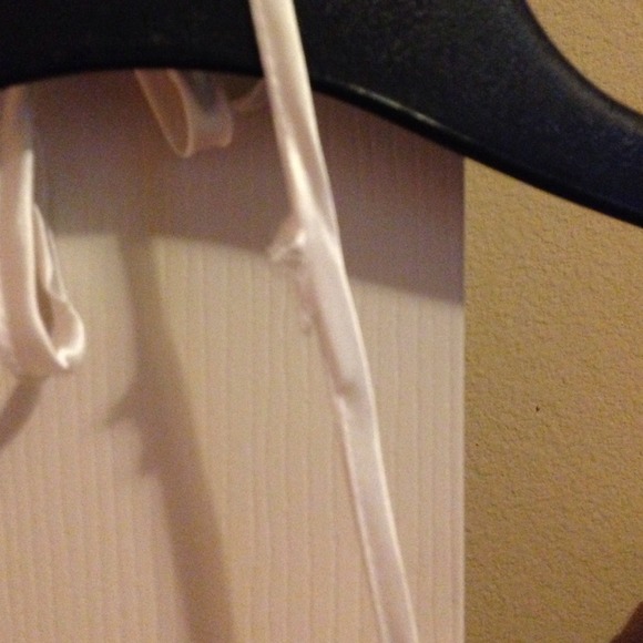 Short pink and white polka dot dress - Picture 2 of 3