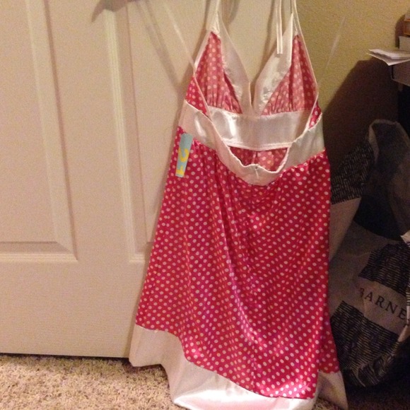 Short pink and white polka dot dress - Picture 3 of 3