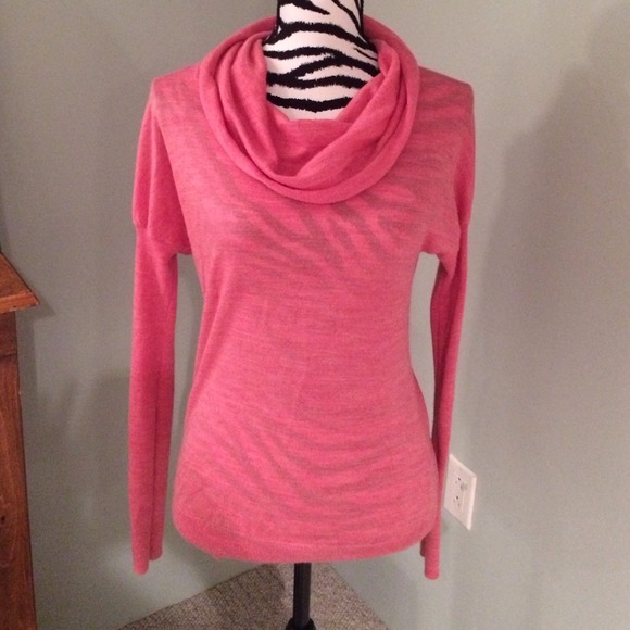 🔴SOLD🔴The Limited Pink Cowl Neck
