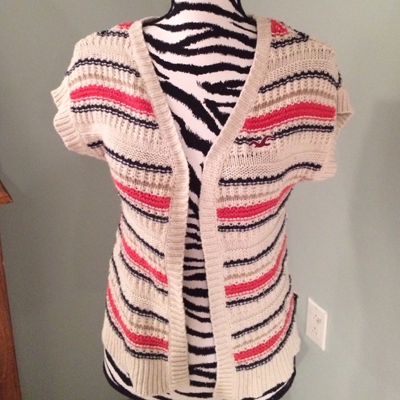 🔴SOLD🔴Hollister Knitted Sweater!