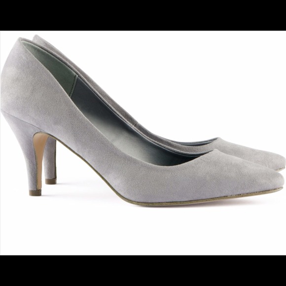 H&M suede pumps