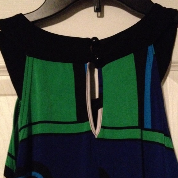 Dress - Picture 4 of 4