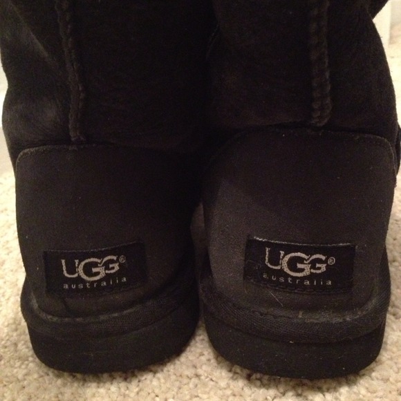 UGG Boots - UGG Short Black Boots Size 8