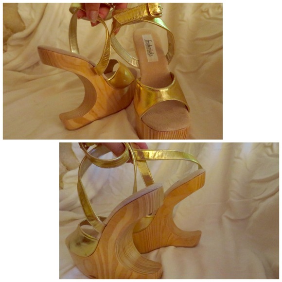 Cut out wedge/heel gold leather.  6inch height - Picture 1 of 4