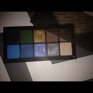 Inglot eyeshadow palette makeup