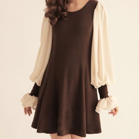 Beautiful autumn dress.