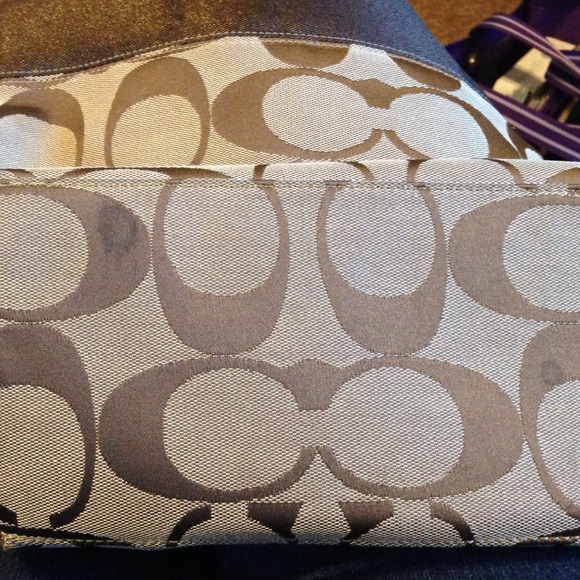Coach Signature Stripe Hobo Tote Handbag - Picture 4 of 4