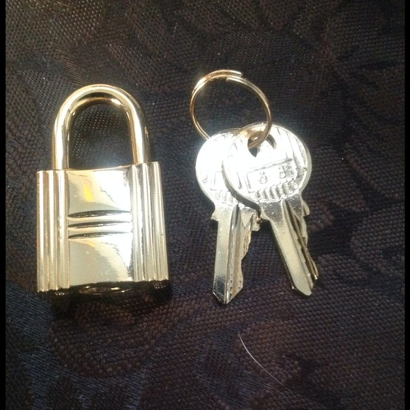 Hermes gold lock and key