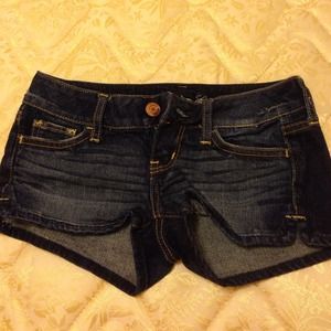 American Eagle shorts, size 00.
