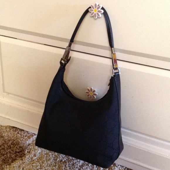 Authentic Gucci SOLD SORRY !!!!!!