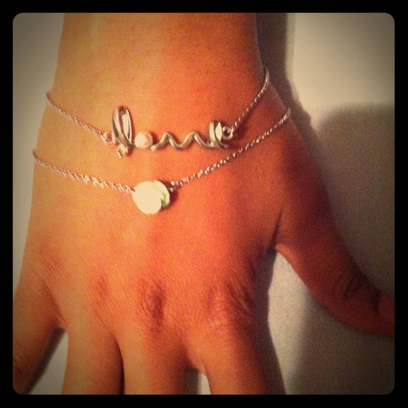 Never wore. - Picture 1 of 2