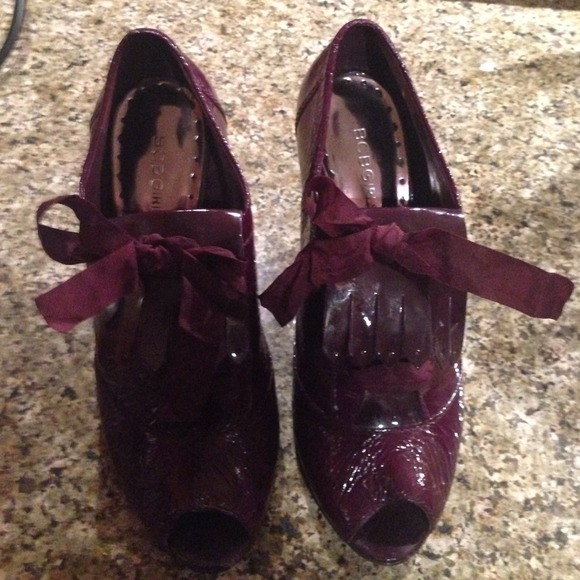 BCBG purple patent leather open toe booties - Picture 1 of 2