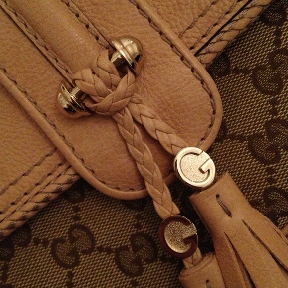 Beautiful Authentic Gucci bag! - Picture 4 of 4