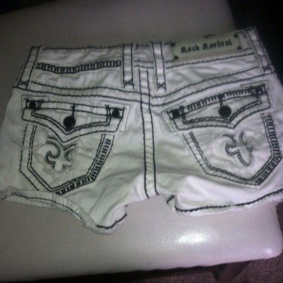 Rock Revival Shorts - Picture 2 of 3
