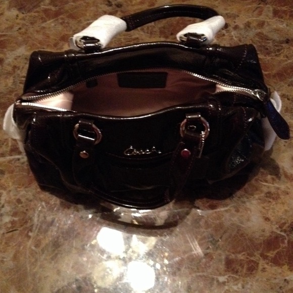 #14-   New Authentic Coach Purse - Picture 4 of 4