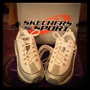 Sketchers - Chic