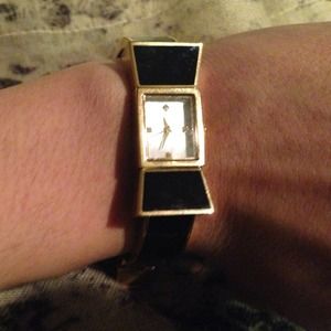 SALE kate spade Black Enamel Carlyle Bangle Watch
