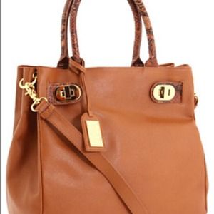 🎉Labor day price only!! 🎉Badgley Mischka bag