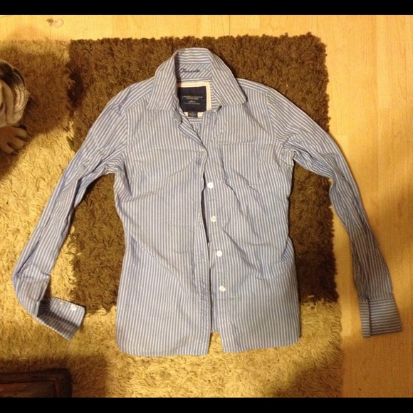 Button up top --ON HOLD FOR SOMEONE-- - Picture 1 of 2