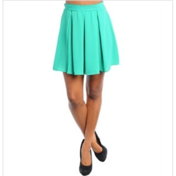 Aqua skater skirt - Picture 2 of 2