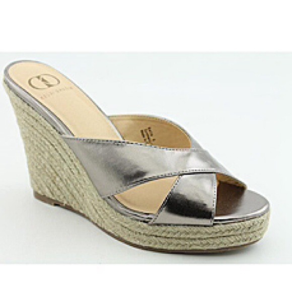 Kelsi Dagger bronze wedge.. NEVER WORE!