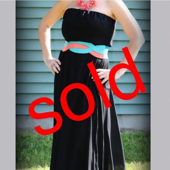 Black maxi dress & belt bundle