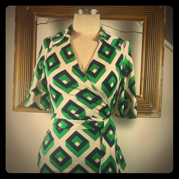 💰REDUCED💰VINTAGE DIANE von FURSTENBERG  TOP