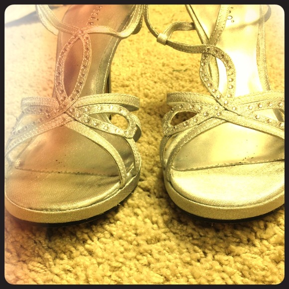 Pesaro silver heels