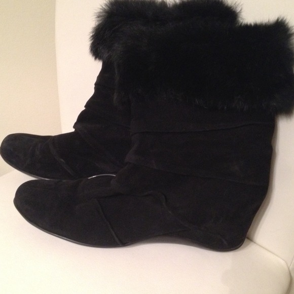 Reduced!! Aquatalia authentic rabbit fur boots